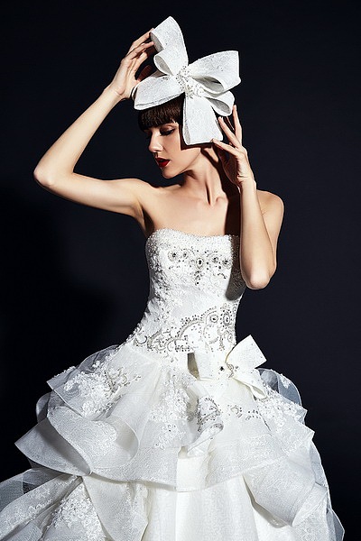 鹿马影像电商摄影服装摄影婚纱摄影蜜糖家婚纱