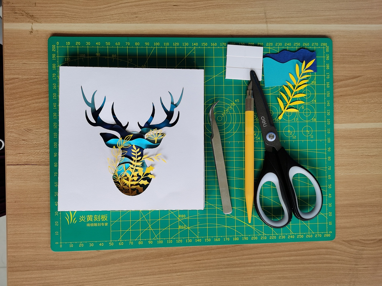 拼搭小纸雕（图ZMjIzMjA3ODEy） - 其他手工艺 - 站酷设计师尹利帅纸艺师原创素材 - 站酷ZCOOL