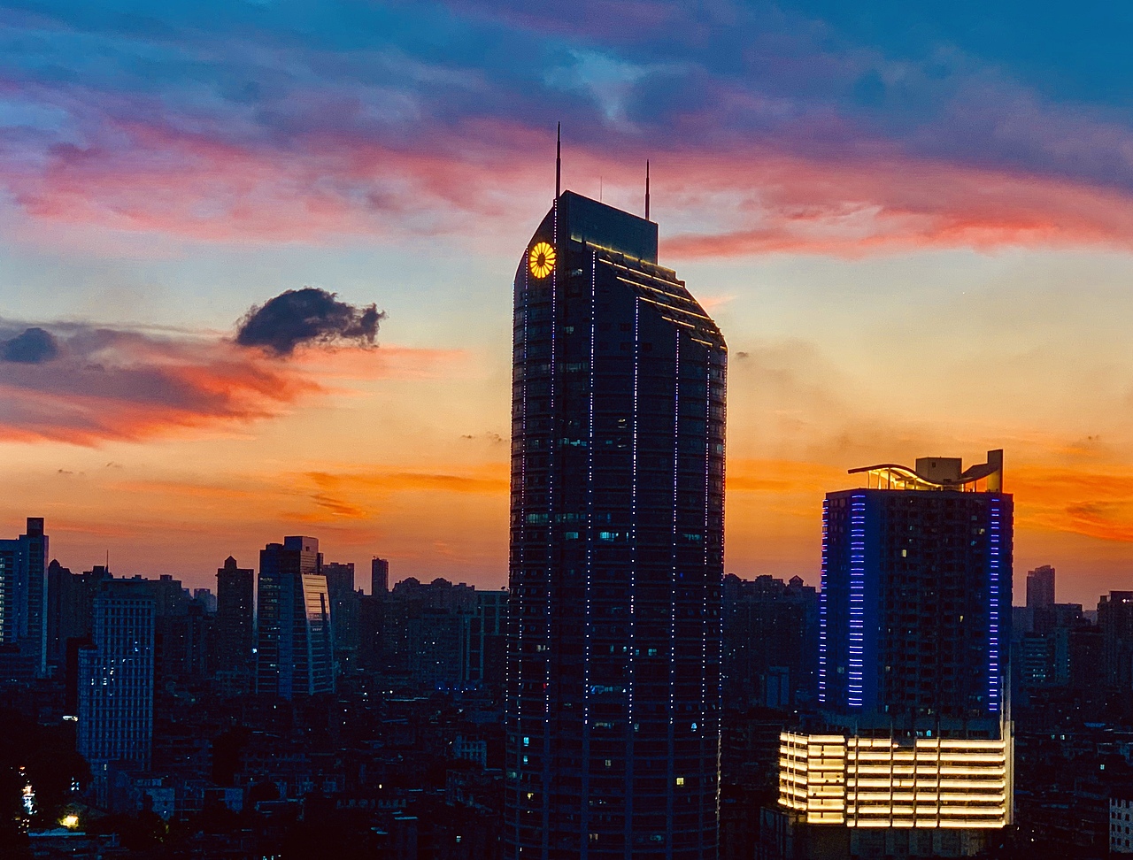 #19楼的夕阳（图ZMjU0MzYzOTg4） - 风光摄影 - 站酷设计师DadaWei原创素材 - 站酷ZCOOL