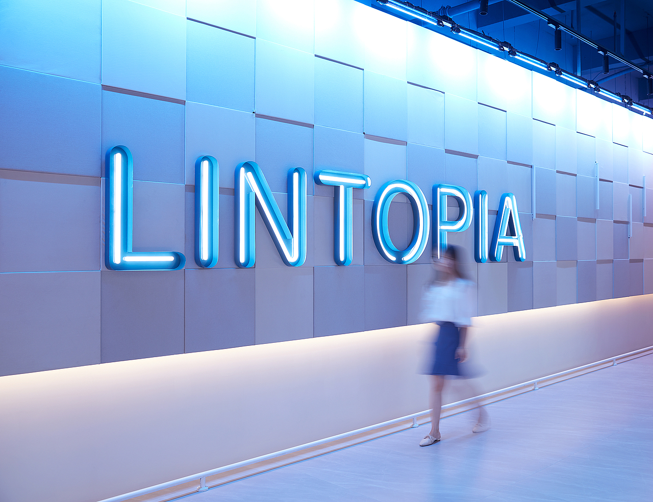 林氏木业 【现代未来式生活社区】