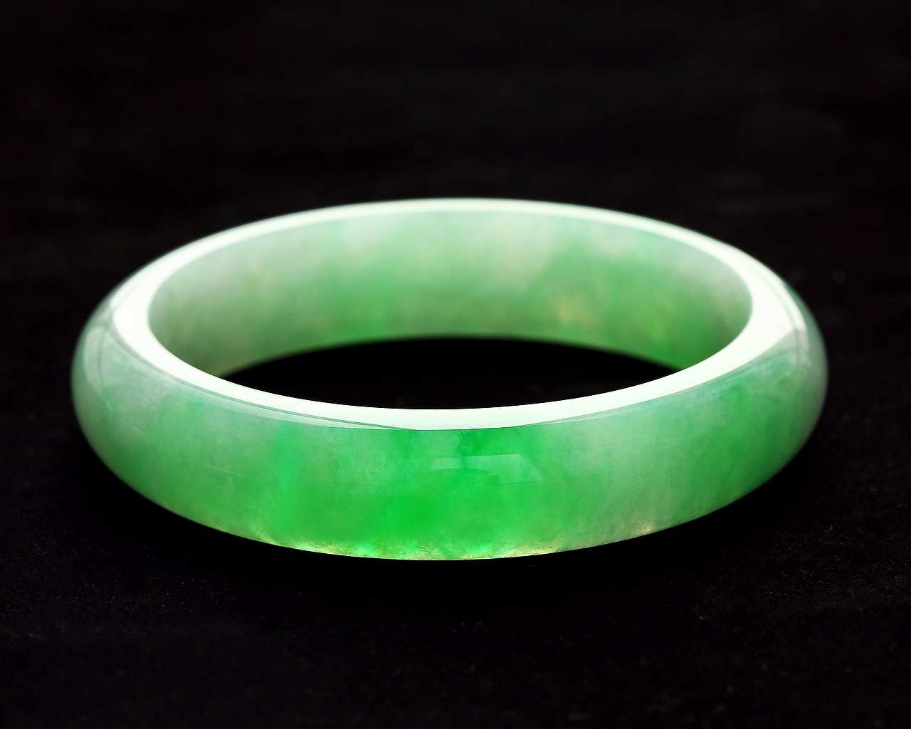 翡翠（图ZMTE3OTUxNDI4） - 产品摄影 - 站酷设计师嘟嘟zzZzZ原创素材 - 站酷ZCOOL