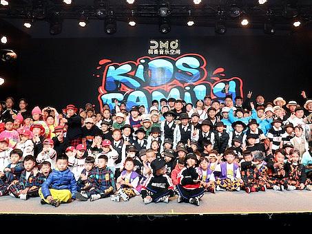 南京KidsFamily少儿街舞十周年公演｜记录（个人主页-ZNTAxMDgwMjg=） - 人文/纪实摄影 - 站酷设计师KidsFamily街舞原创素材 - 站酷ZCOOL