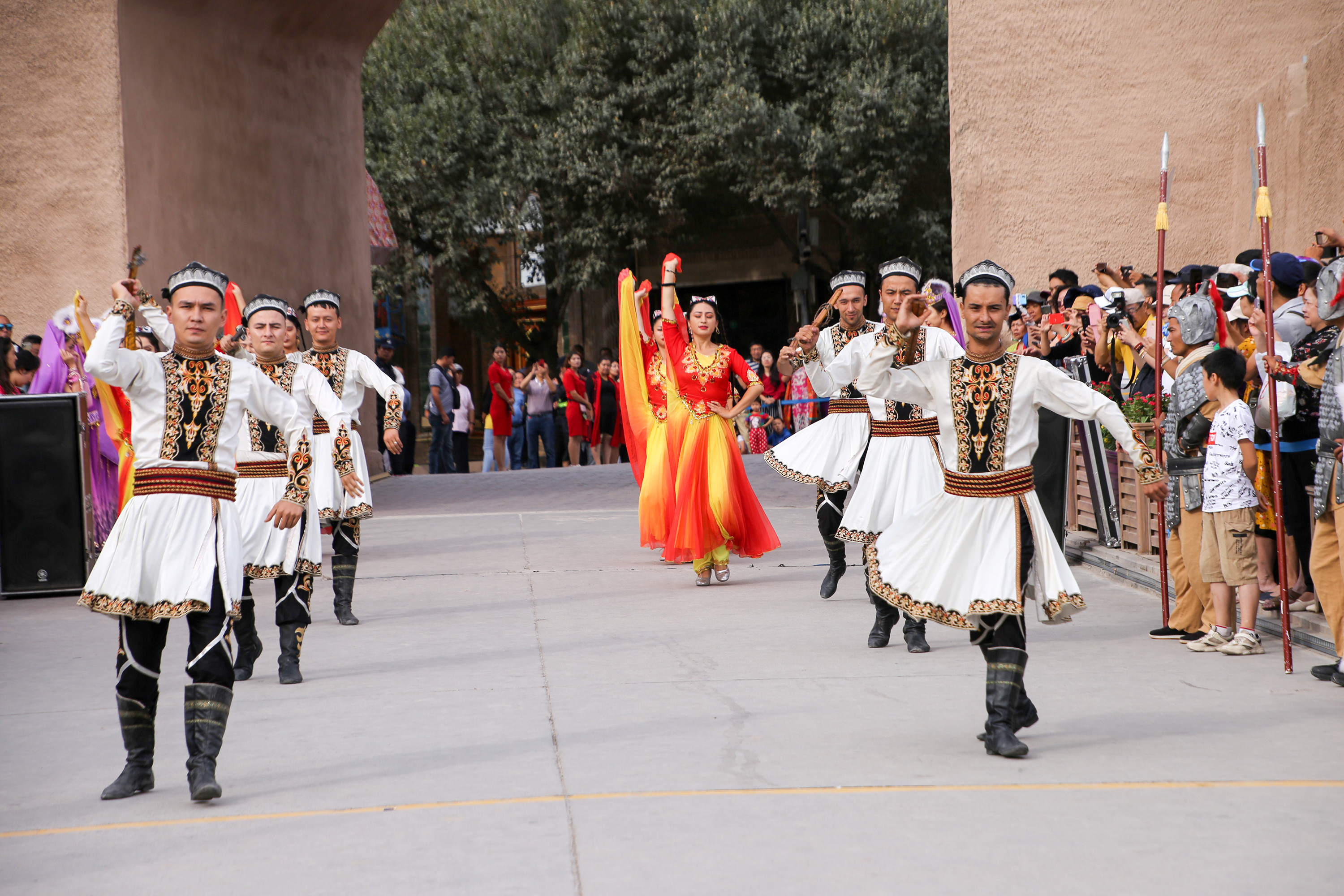 行摄新疆之5民间传统歌舞