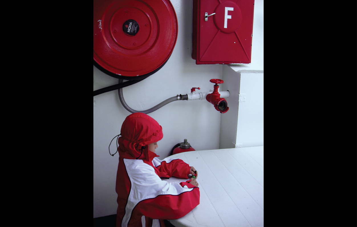 Portfolio-2012-申请英国留学作品集（图ZNTI5MDM3Ng==） - 书籍/画册 - 站酷设计师秋千上的树叶原创素材 - 站酷ZCOOL