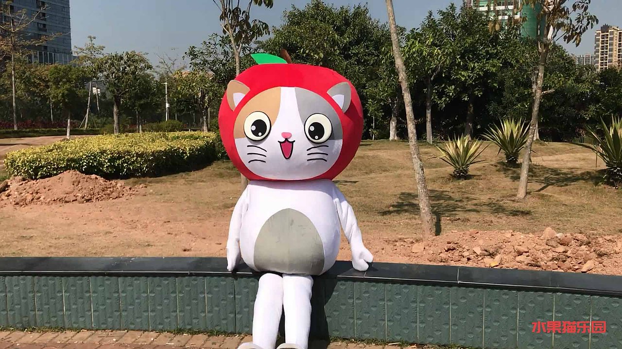 苹果猫人偶--在公园里疯（图ZMTA3MDIyNTM2） - 其他摄影 - 站酷设计师水果猫乐园原创素材 - 站酷ZCOOL
