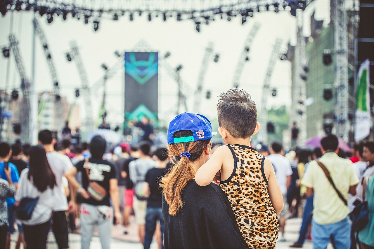 美丽南方音乐节（图ZMjA3MjM3MTI=） - 人像摄影 - 站酷设计师凹凸蜀黍原创素材 - 站酷ZCOOL