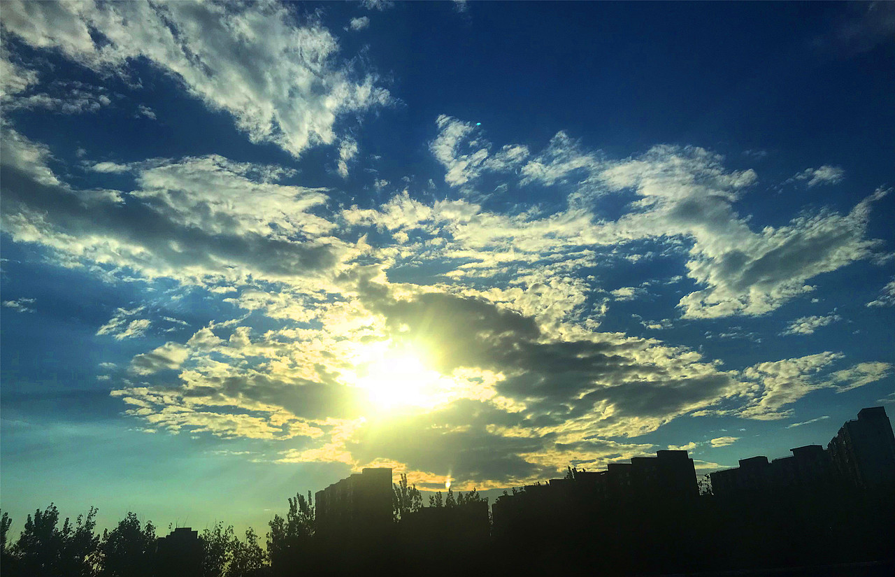 刘勇良纪实摄影作品:五月的天空