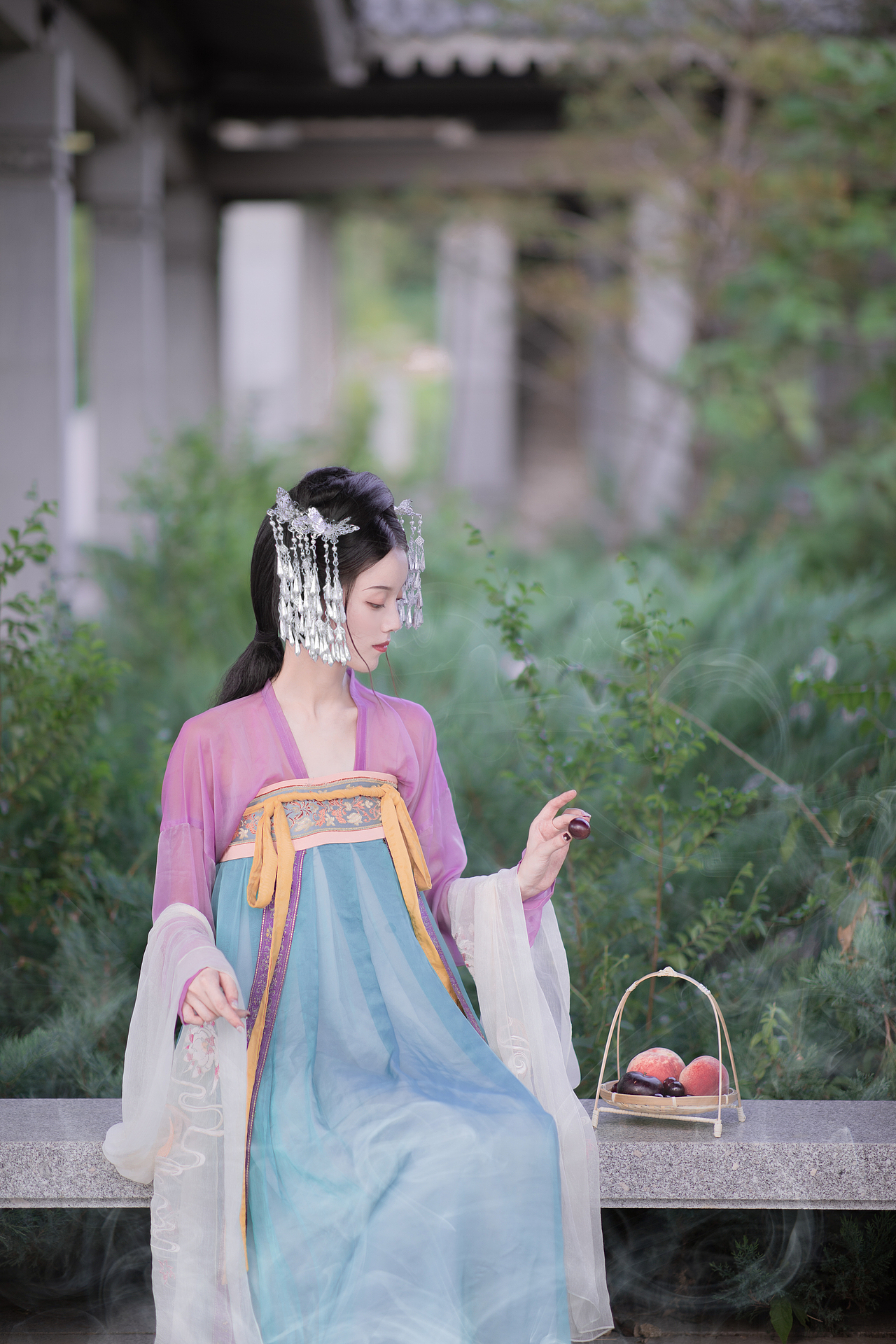 “別院深深夏席清，石榴開遍透簾明”（圖ZMTY5NDAxMTk2） - 人像攝影 - 站酷設(shè)計師老萌za原創(chuàng)素材 - 站酷ZCOOL