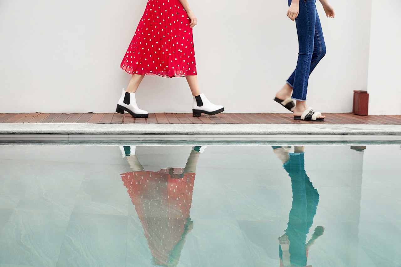 诗凡黎线上春款外景片修图（图ZMTIzMzgxNTk2） - 电商 - 站酷设计师蛋蛋的云云原创素材 - 站酷ZCOOL