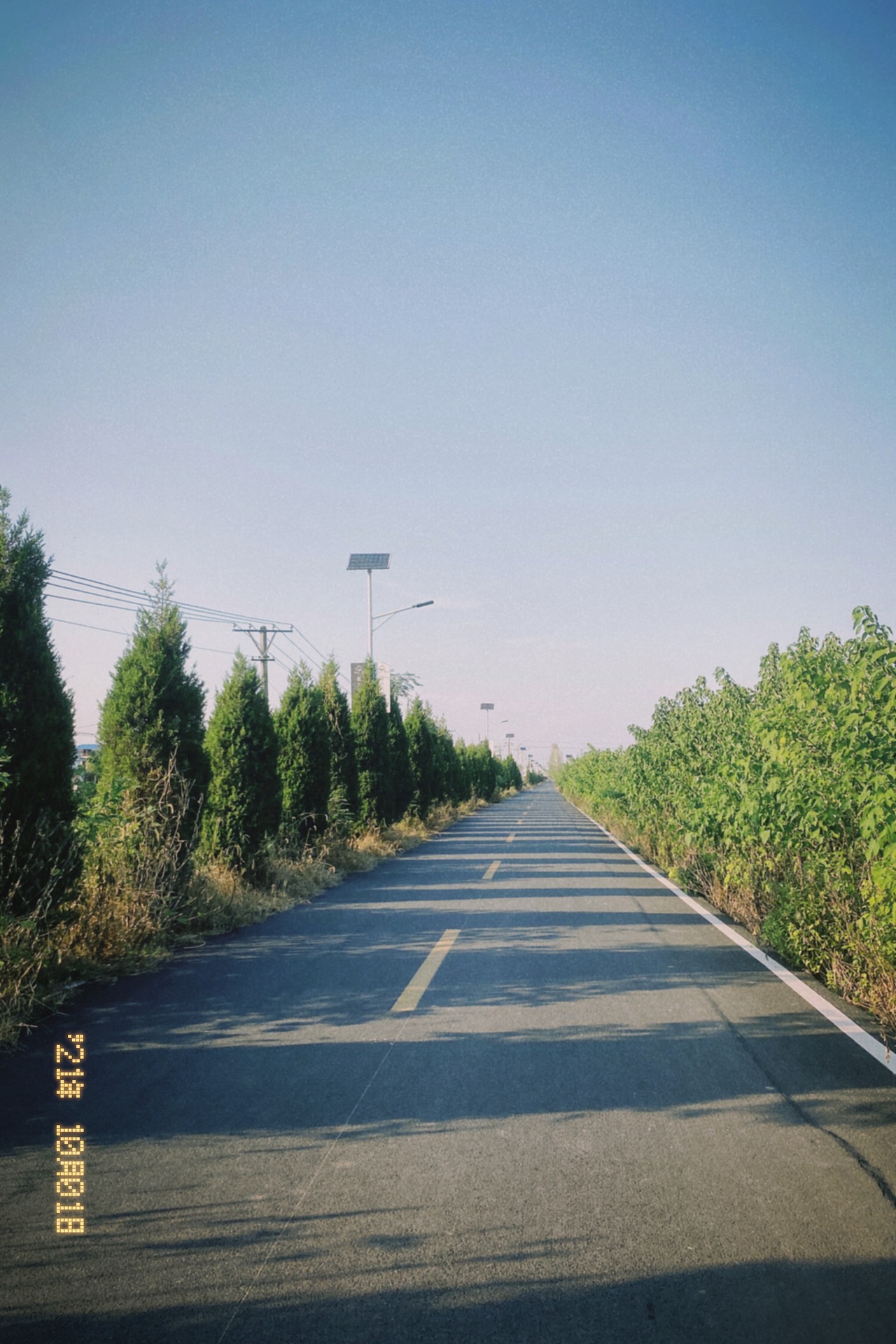 带可乐去看最美的云（图ZMjczMDcwNTYw） - 风光摄影 - 站酷设计师玥与跃原创素材 - 站酷ZCOOL