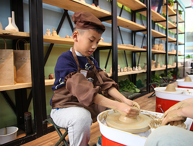 开陶艺店来创业的话,需要哪些条件?