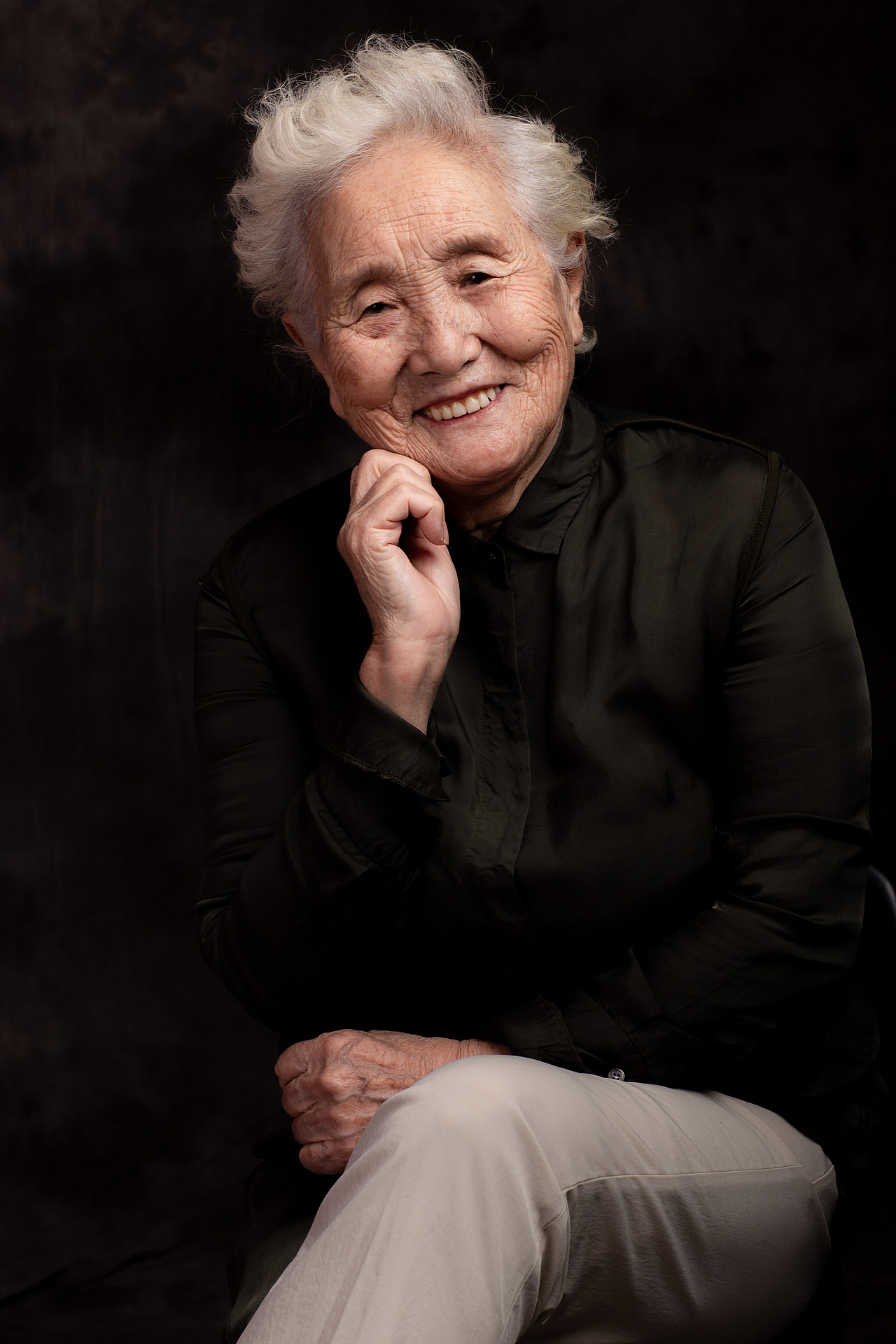 趁时间没发觉让我陪你们停留