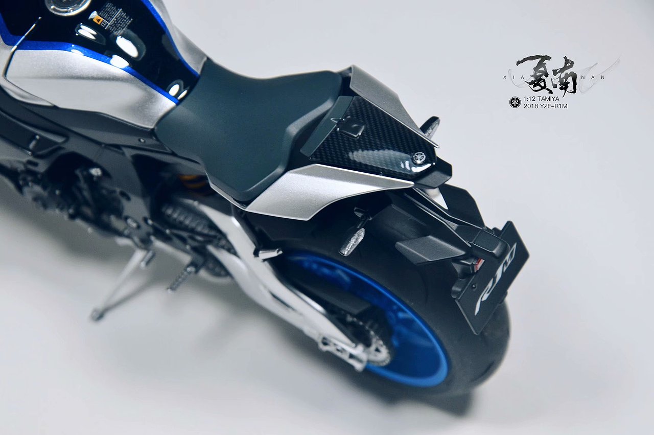 田宫 1:12 雅马哈YZF-R1M (14133)