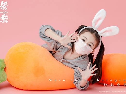 Winner 稳健口罩形象片平面拍摄案例（女孩棚拍篇）