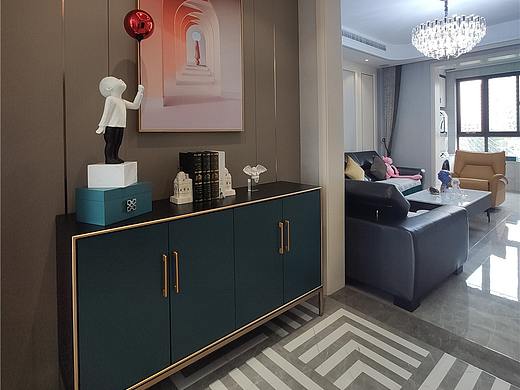 泰安绿地公馆小区现代轻奢风格装修设计实景案例