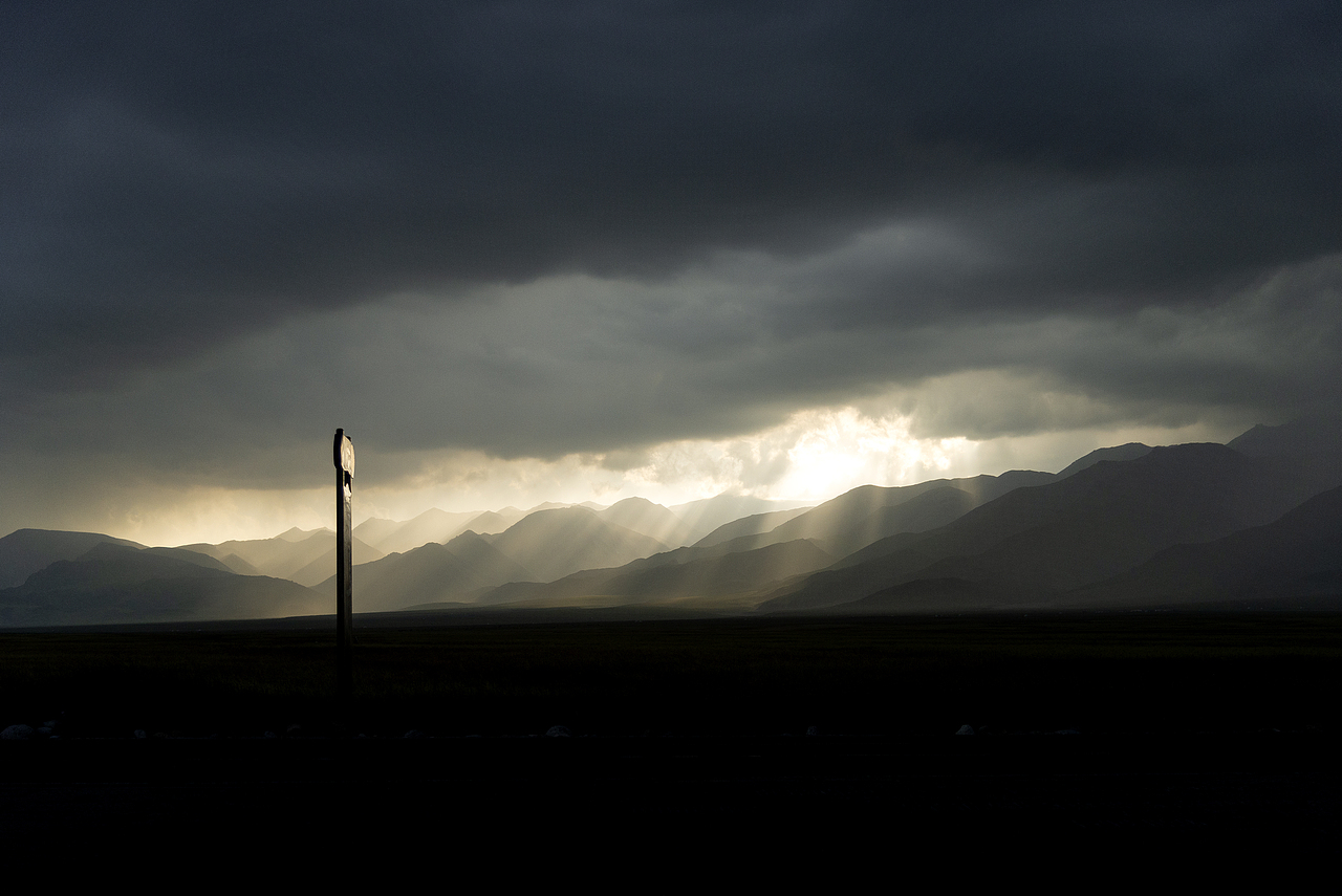 【旅拍】新疆赛里木湖——瞬息万变的天气（图ZMzU1Mzc3MTky） - 风光摄影 - 站酷设计师摄影师欧亚原创素材 - 站酷ZCOOL