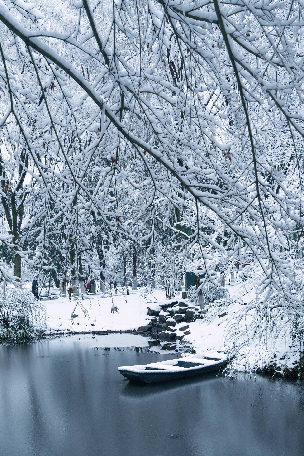 看看古意浓浓的杭州茅家埠雪景吧!