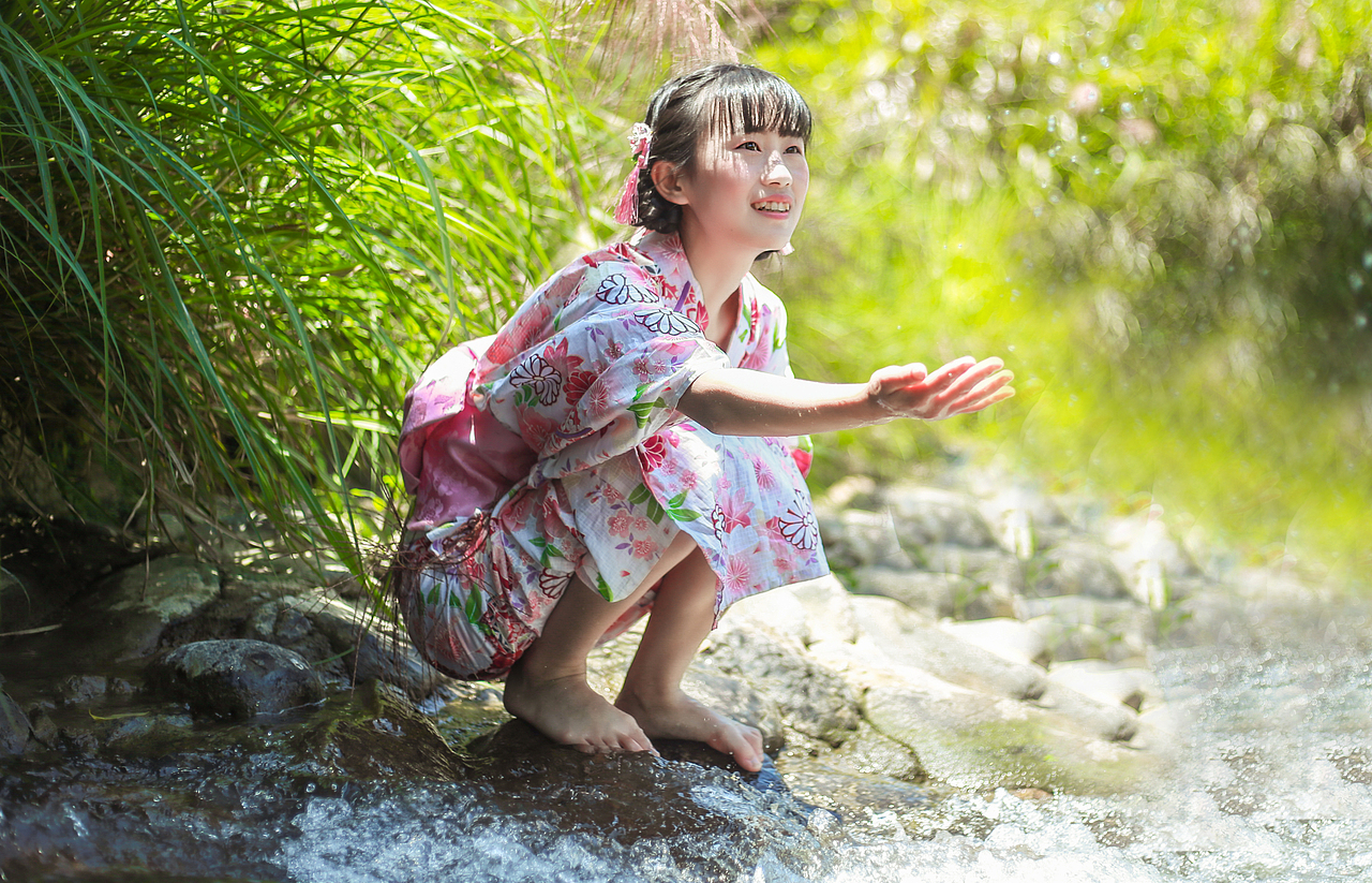 《夏野》(少女、双子写真)