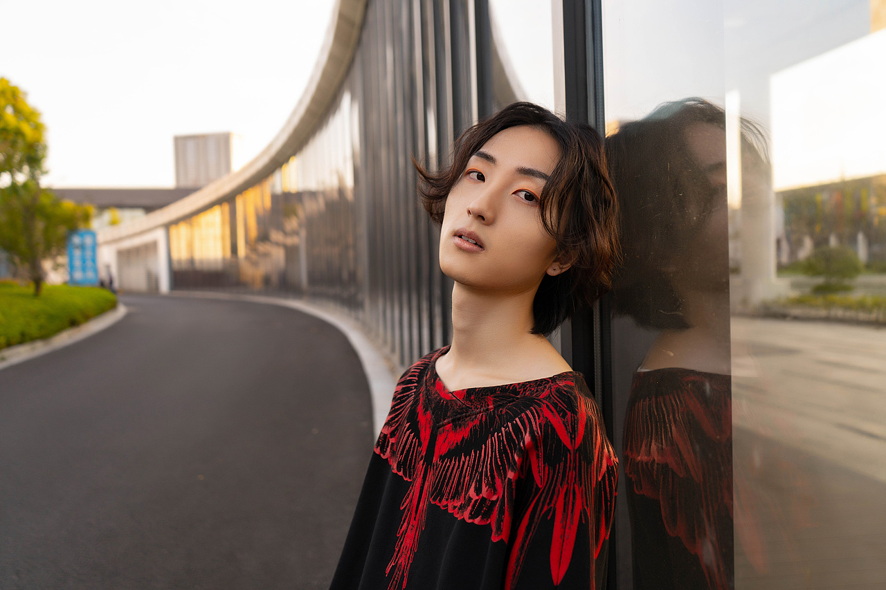 约拍小哥哥人像写真调色测试——原创（图ZMTM4NTU5MDky） - 人像摄影 - 站酷设计师雨凇原创素材 - 站酷ZCOOL