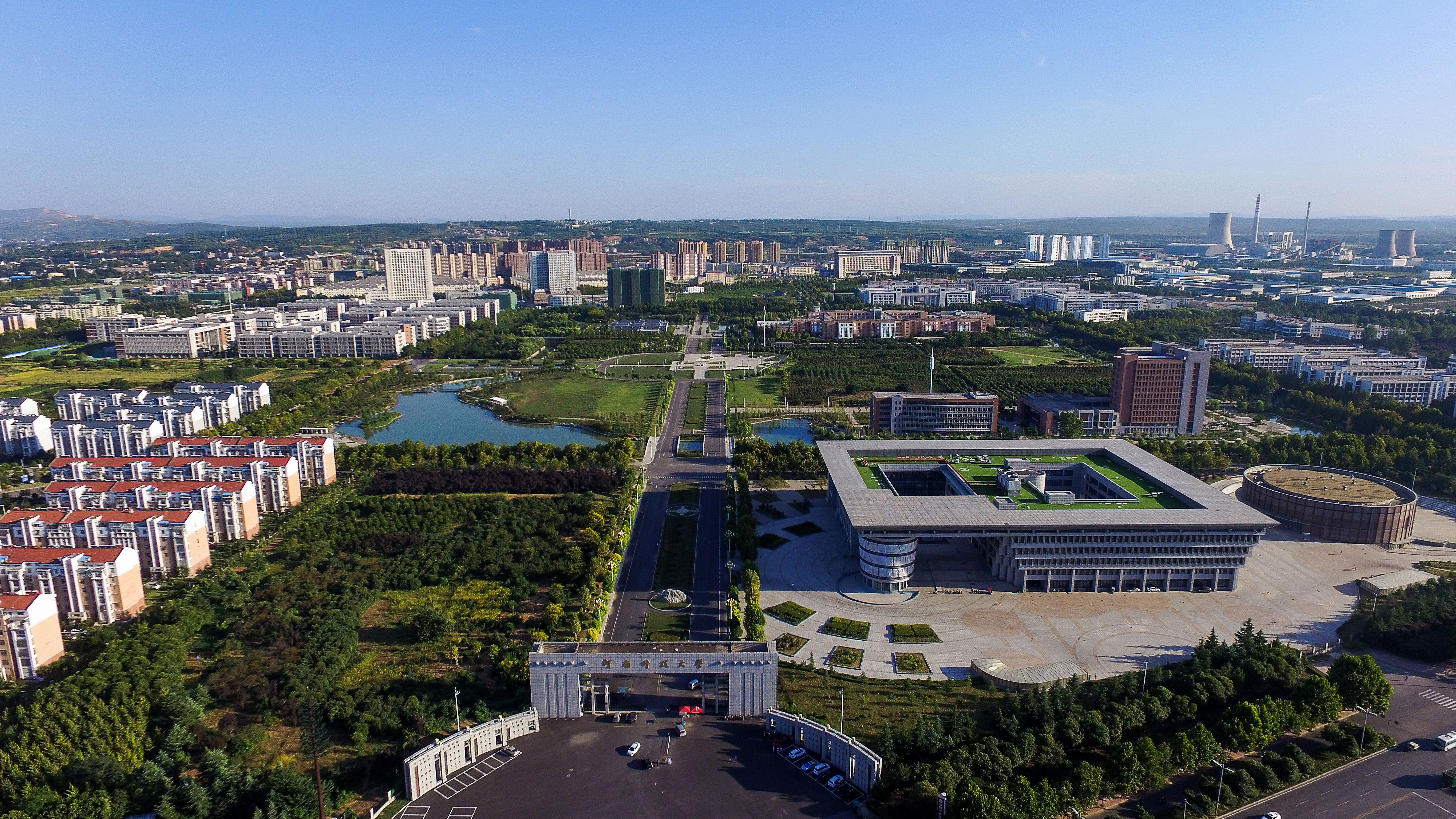 河南科技大学全景图片