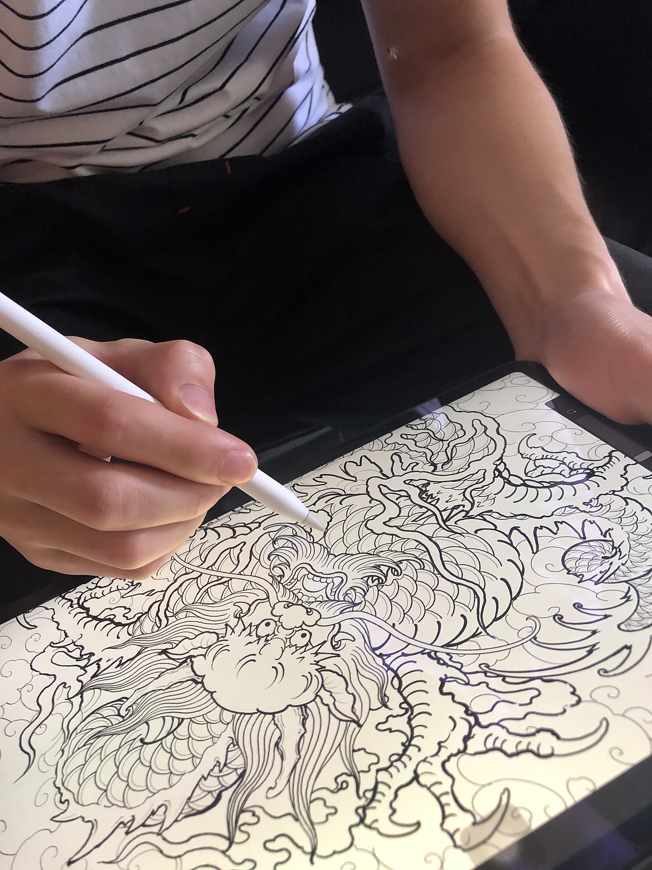 龙纹团花——由龙设计（图ZMTY4MjMwMjI4） - 绘画 - 站酷设计师上海由龍工作室原创素材 - 站酷ZCOOL