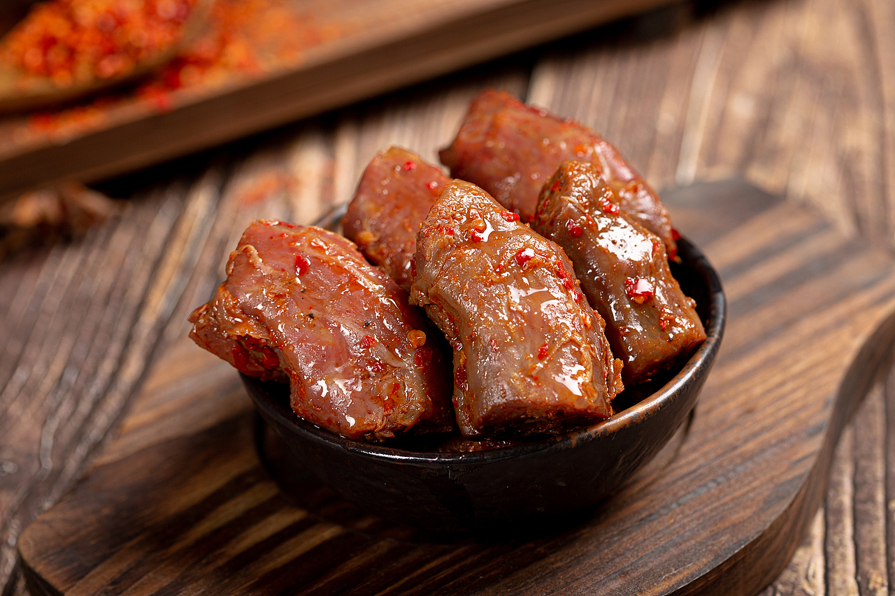 藤椒味鸭脖子拍摄