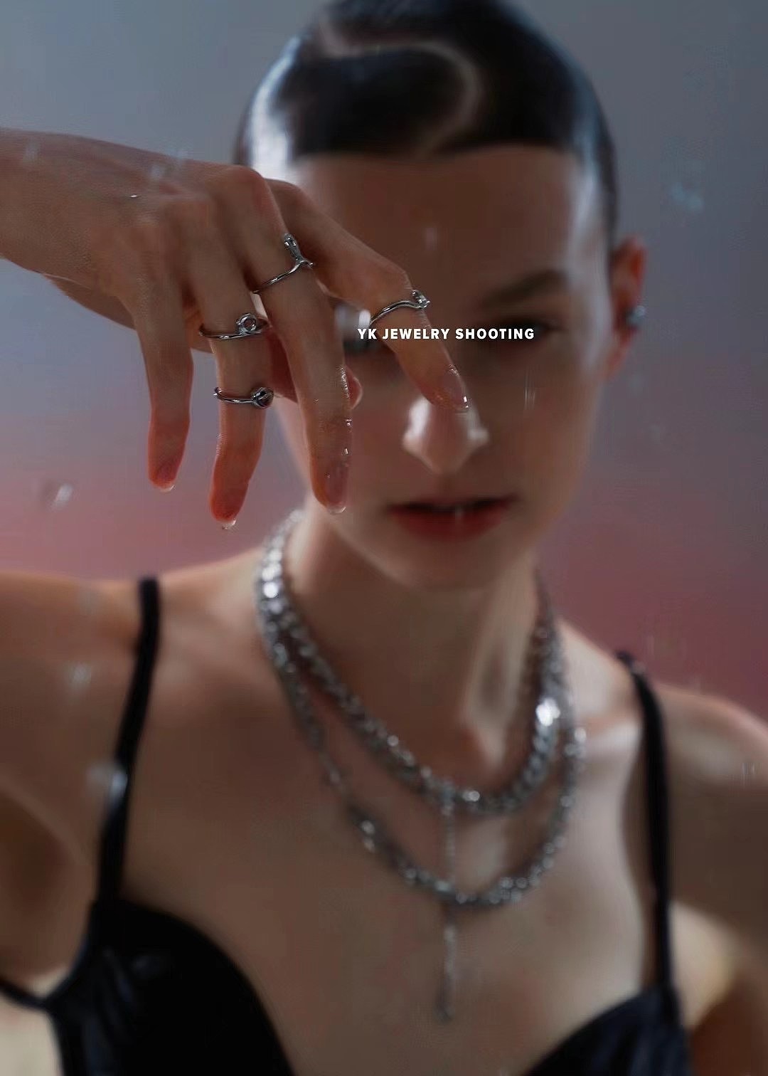 攝影：亦康 模特：Masha 妝發(fā)：昭昭 搭配：佩詩（圖ZMjQ0ODQzMDQ0） - 時(shí)尚/藝術(shù)攝影 - 站酷設(shè)計(jì)師funsmodel原創(chuàng)素材 - 站酷ZCOOL