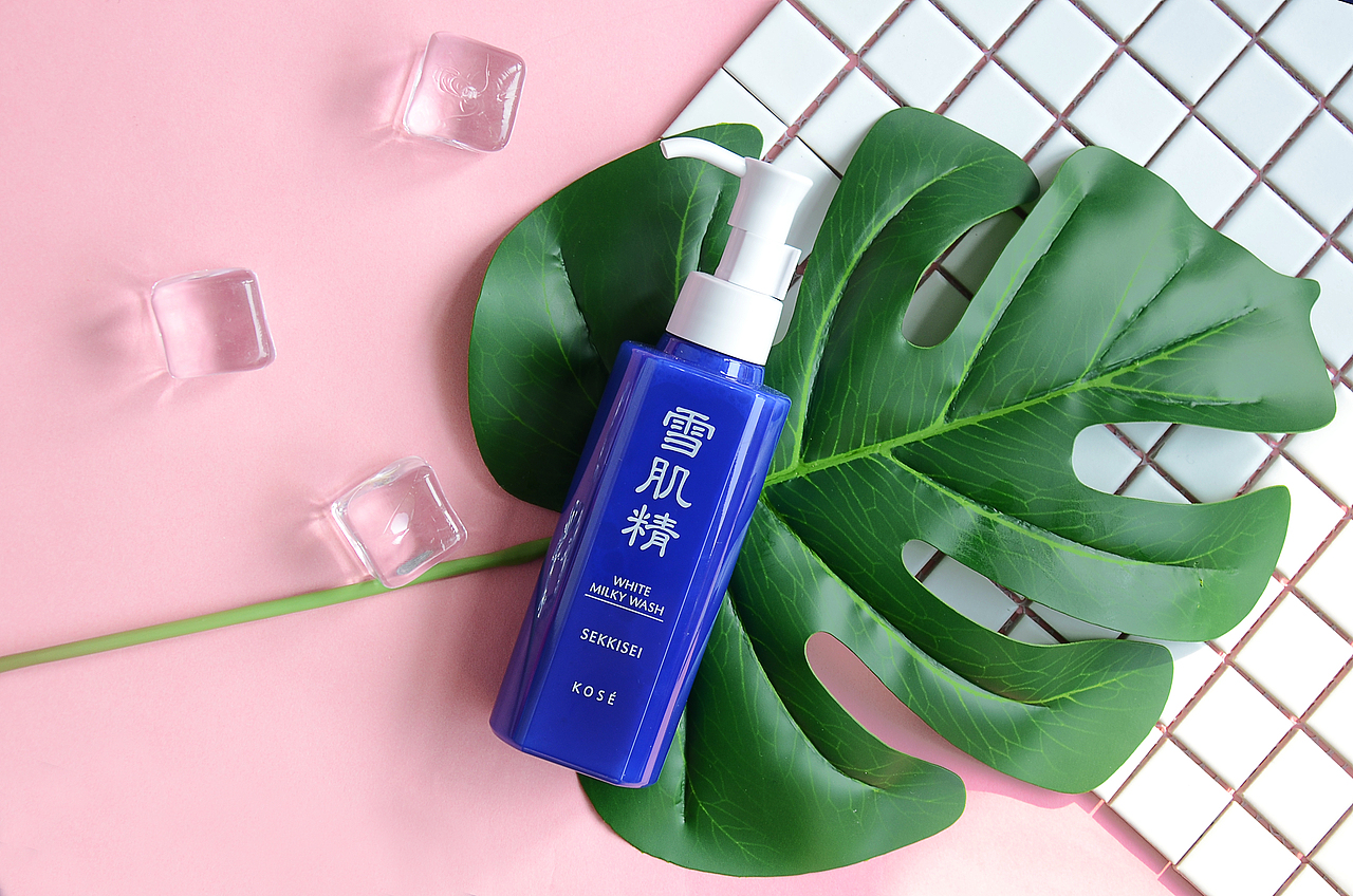雪肌精场景图（图ZMTE3OTMyNjI4） - 产品摄影 - 站酷设计师一袭涂丫原创素材 - 站酷ZCOOL