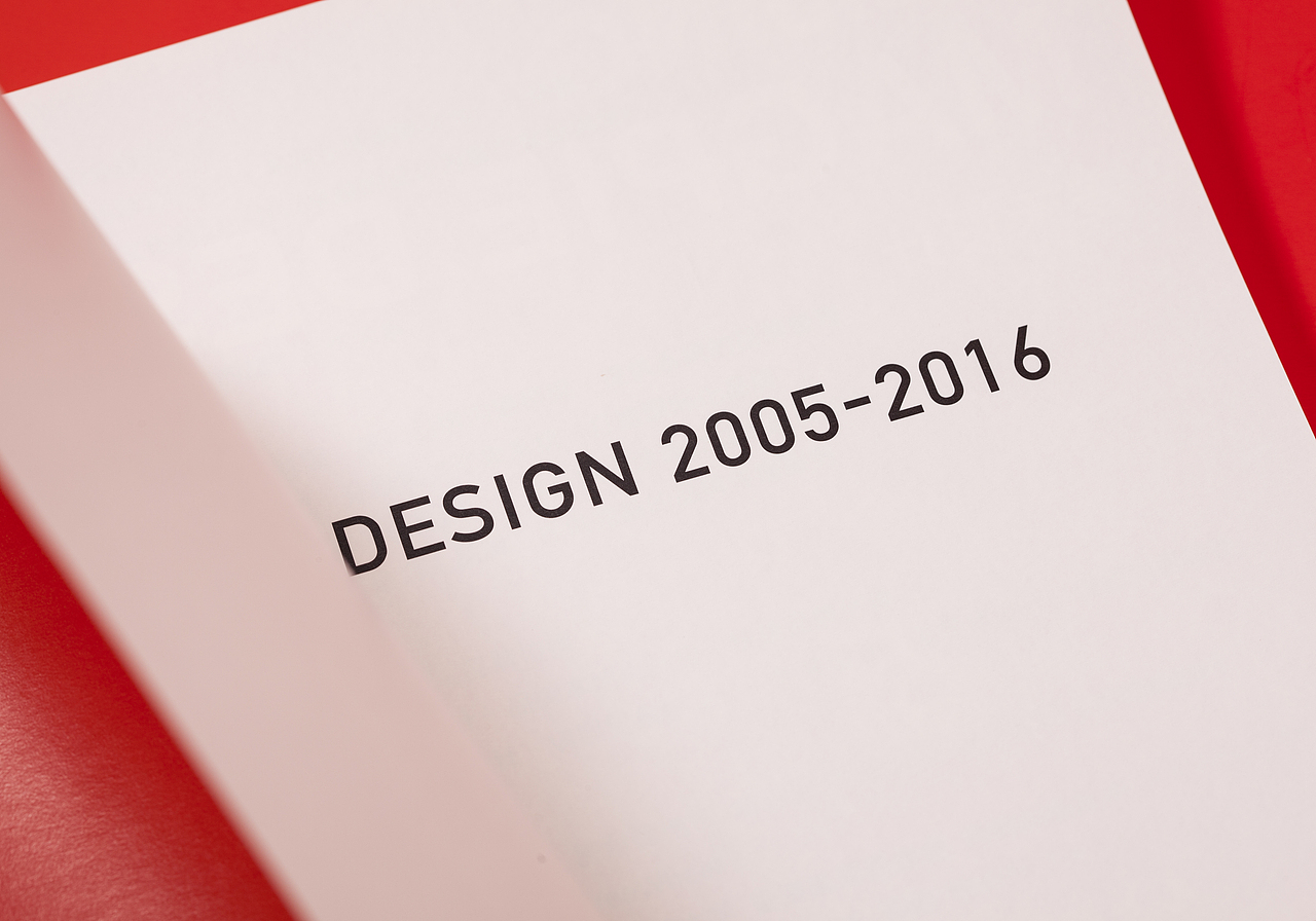 麦禾十年作品集（图ZMTEyOTQ3NDA0） - 书籍/画册 - 站酷设计师喜鹊战略原创素材 - 站酷ZCOOL