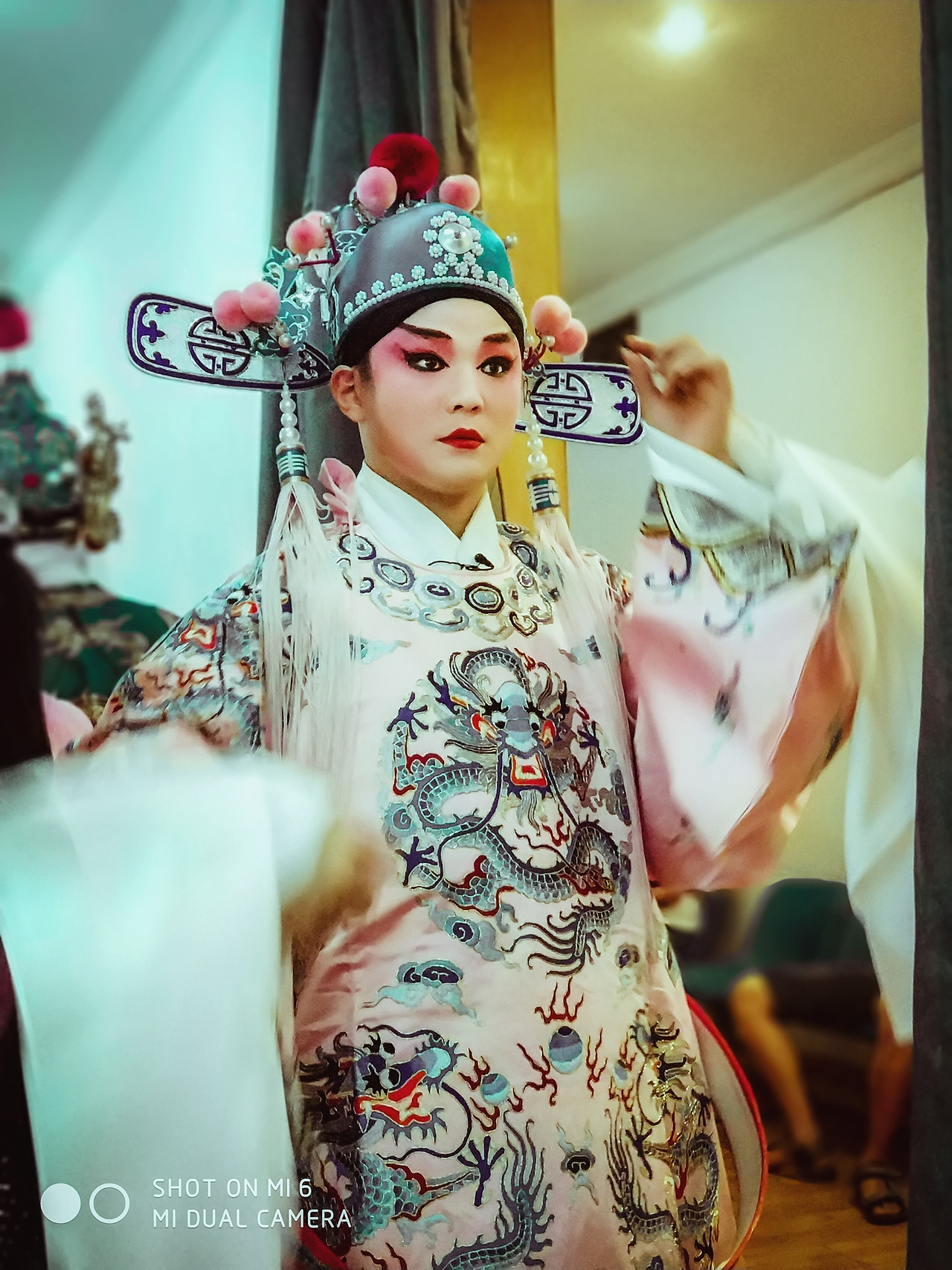 川剧《太后改嫁》幕后群像（图ZODg0ODMxNzI=） - 人像摄影 - 站酷设计师一杯罗一原创素材 - 站酷ZCOOL