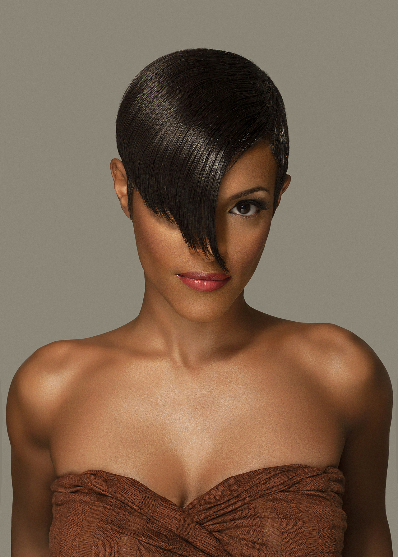 人像精修（图ZMjMzOTg3MTg4） - 修图/后期 - 站酷设计师阿宅_G原创素材 - 站酷ZCOOL