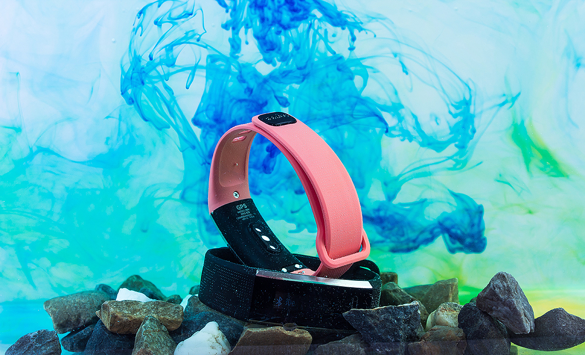 华为手环 水下拍摄（图ZODYyMzg4NjQ=） - 产品摄影 - 站酷设计师叶少Vera原创素材 - 站酷ZCOOL