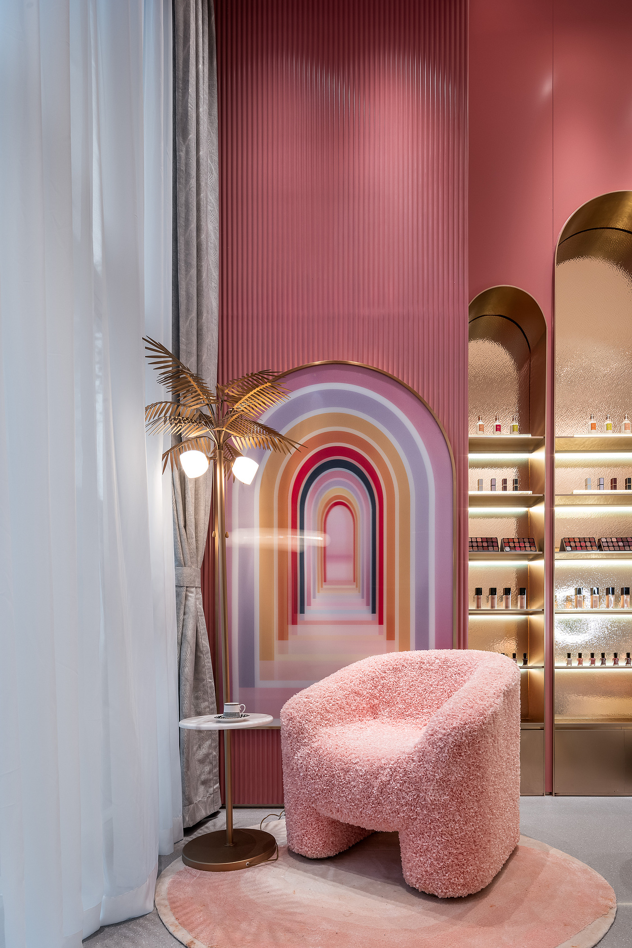 地产｜华润万象城商铺网红直播风样板间-昆明（图ZMjg1MTIyODA0） - 环境/建筑摄影 - 站酷设计师叫我Kevin好了原创素材 - 站酷ZCOOL