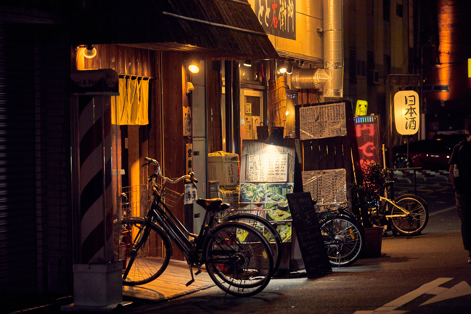 日本街道夜景居酒屋高清图片下载-正版图片500524266-摄图网