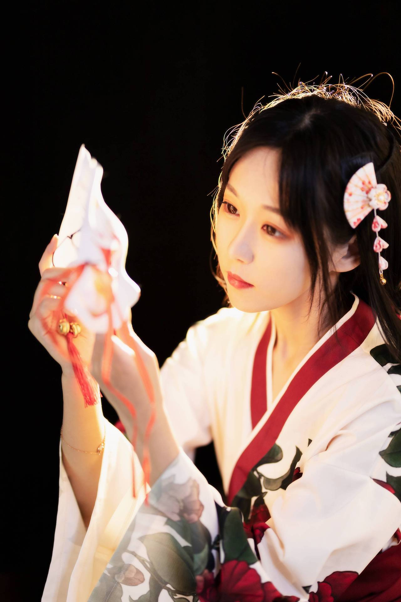 《神明少女》（图ZMjMzNDQ3MjQ0） - 人像摄影 - 站酷设计师Myth神话丶原创素材 - 站酷ZCOOL