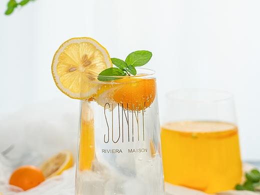 ＩＮＳ风时尚简约玻璃杯