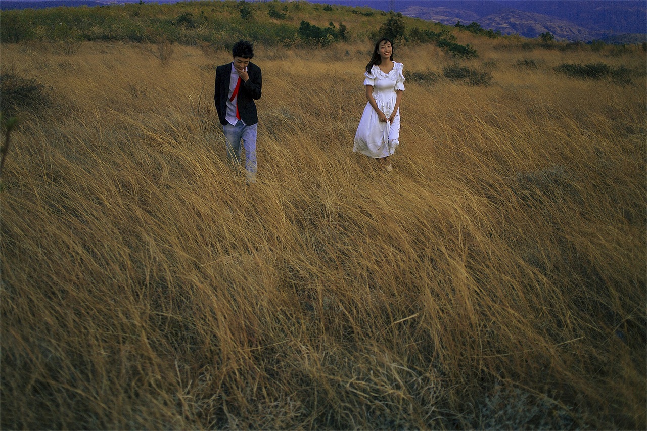 想找个陌生的地方想和你荒度余生