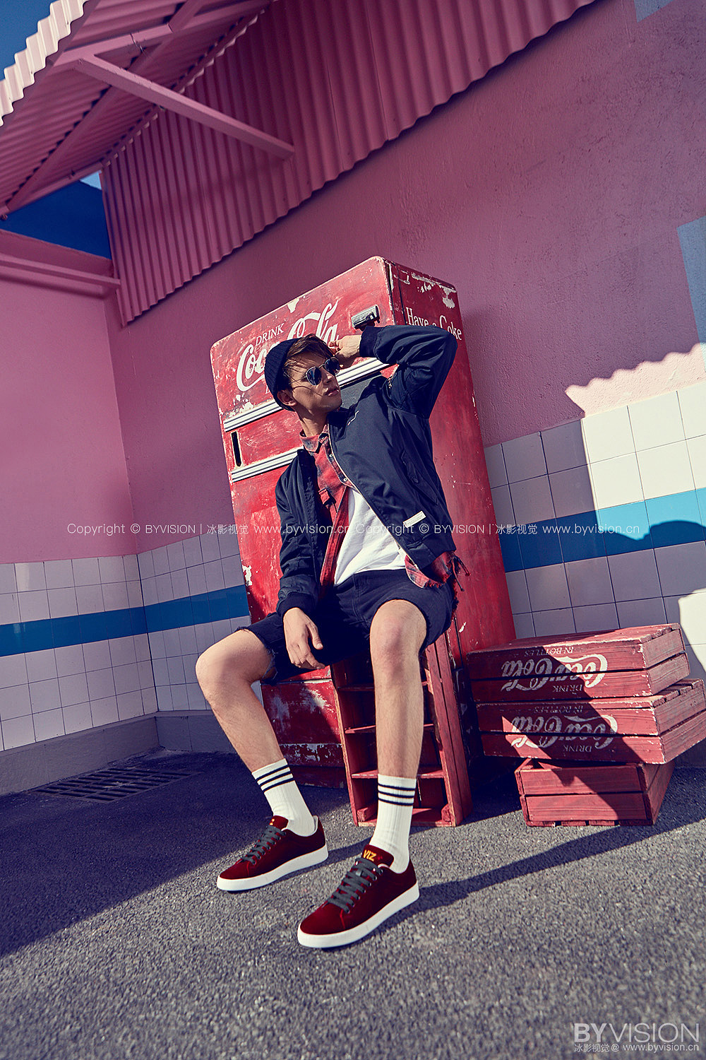 鞋子品牌广告摄影（图ZMjIyNjM4NzEy） - 产品摄影 - 站酷设计师冰影视觉摄影原创素材 - 站酷ZCOOL