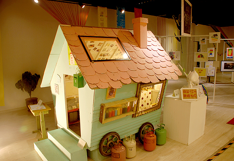 多彩时光 银泰绽放艺术展（图ZNzQ0MTk3ODA=） - 其他三维 - 站酷设计师不是美术馆原创素材 - 站酷ZCOOL