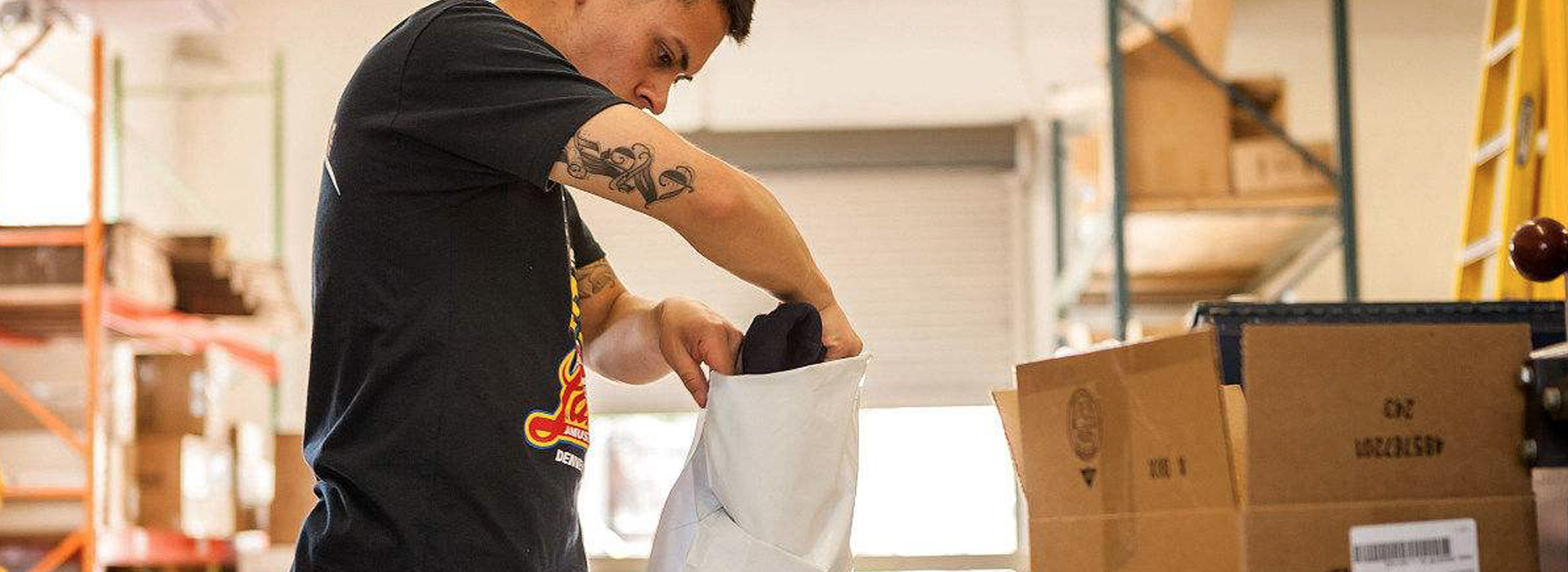 商經(jīng)偉的個人主頁（封面預(yù)覽） - 主頁封面設(shè)置 - 站酷設(shè)計師商經(jīng)偉原創(chuàng)素材 - 站酷ZCOOL