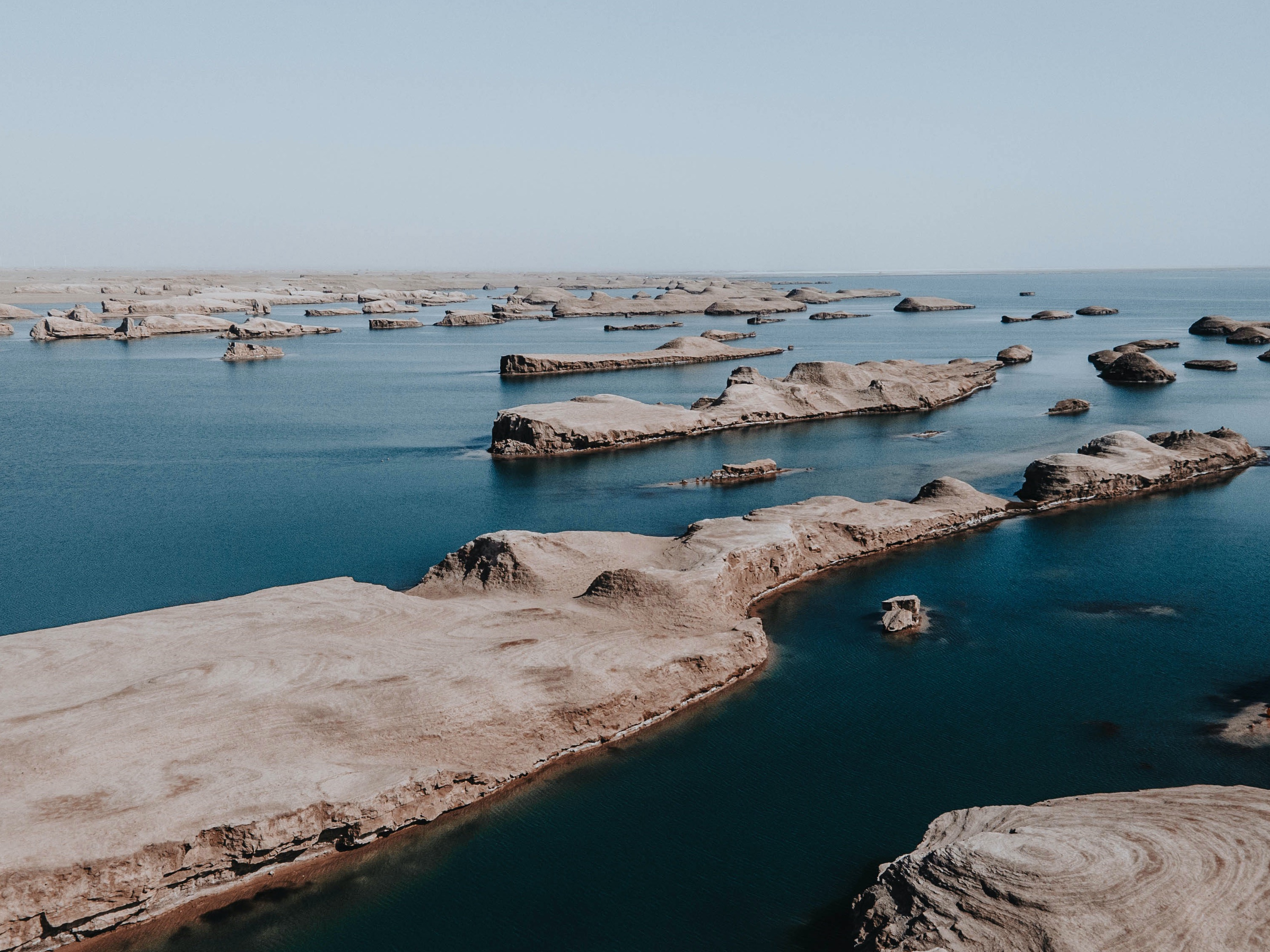 绝无仅有的水上雅丹_丶嗷呜灬站酷ZCOOL