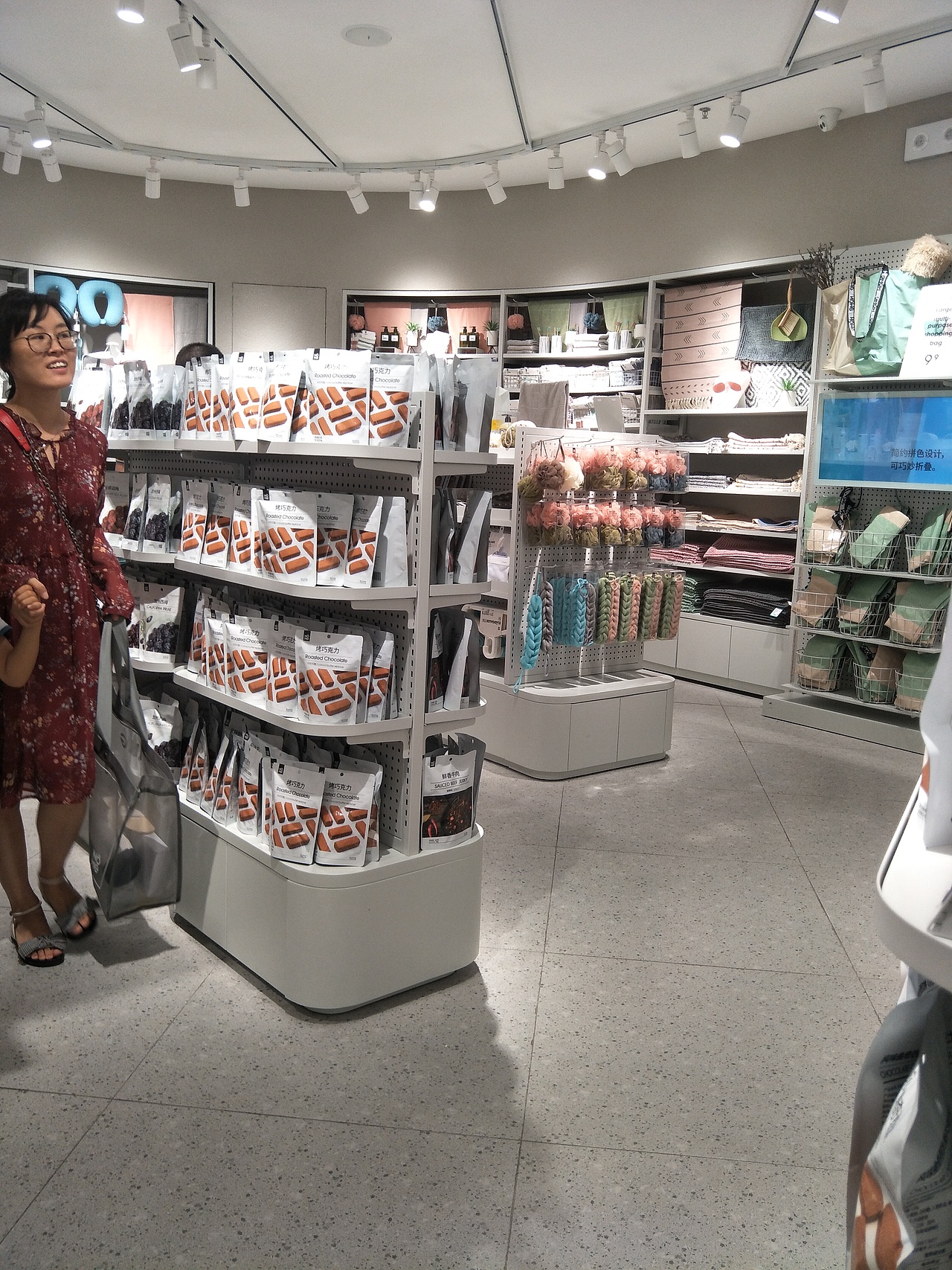 诺米货架，诺米货架出口，诺米店铺装修，NOME货架（图ZMTgxMzU5MjQw） - 工业用品/机械 - 站酷设计师壹品展示道具小尹原创素材 - 站酷ZCOOL