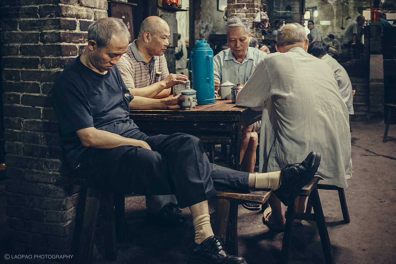 交通茶馆（图ZODQzODAzOTY=） - 人文/纪实摄影 - 站酷设计师老炮叔叔原创素材 - 站酷ZCOOL