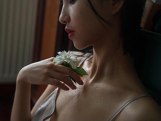 躁熱（個(gè)人主頁(yè)-ZNDczODgyNTI=） - 人像攝影 - 站酷設(shè)計(jì)師Sheon原創(chuàng)素材 - 站酷ZCOOL