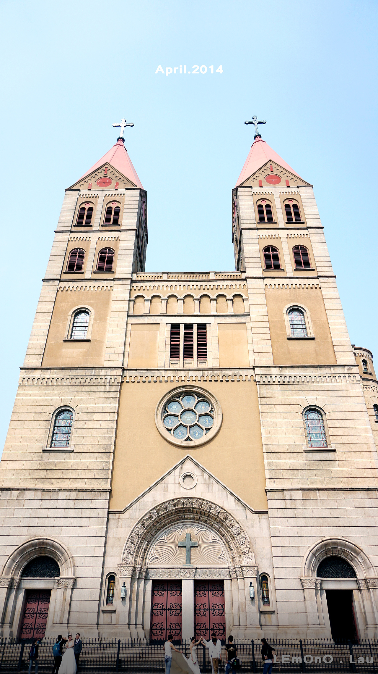 青岛天主教堂——圣弥厄尔教堂|摄影|风光摄影|easydog - 原创作品 - 站酷 (ZCOOL)