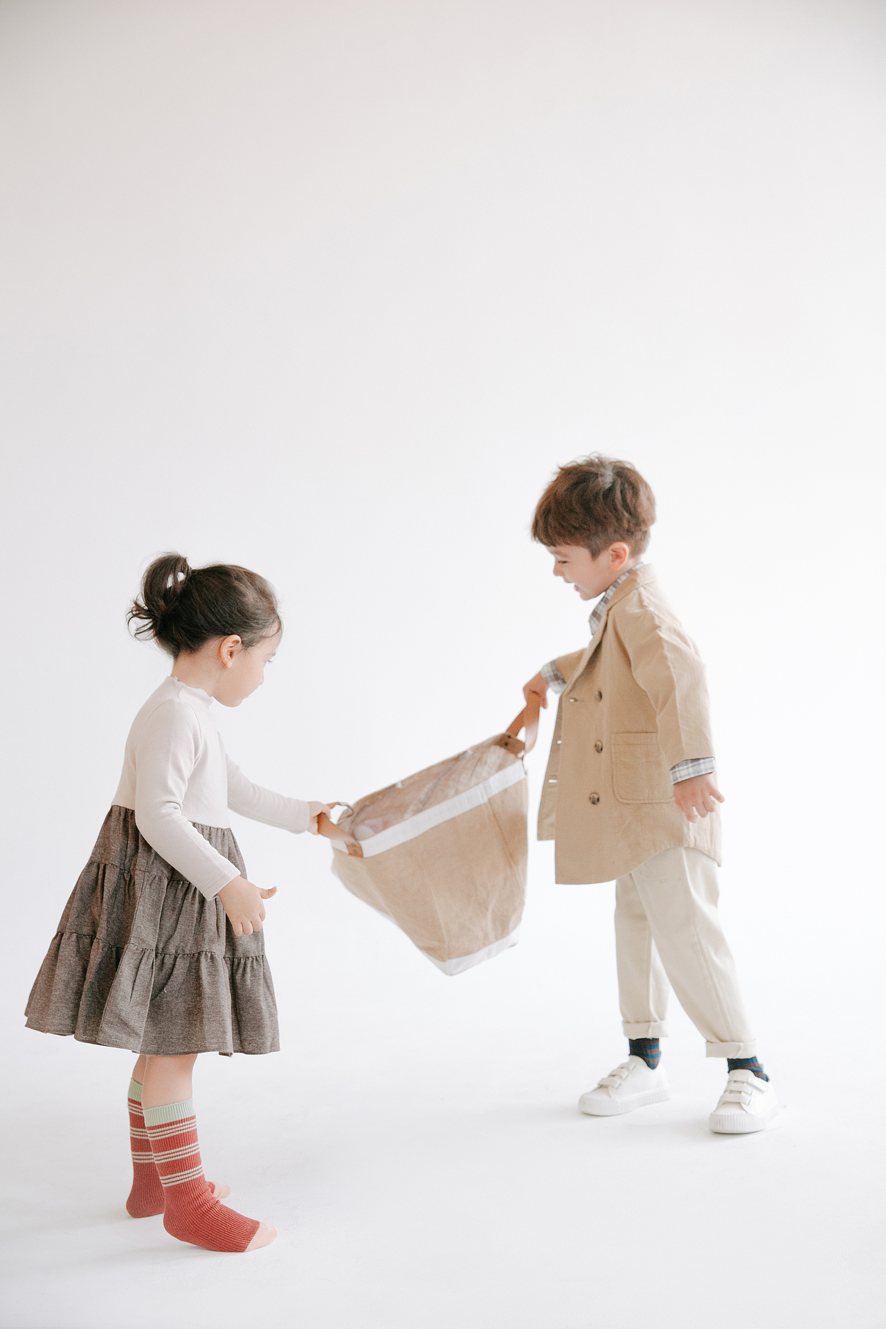 童装拍摄（图ZMTkxMjQxOTQ4） - 人像摄影 - 站酷设计师高玮v原创素材 - 站酷ZCOOL