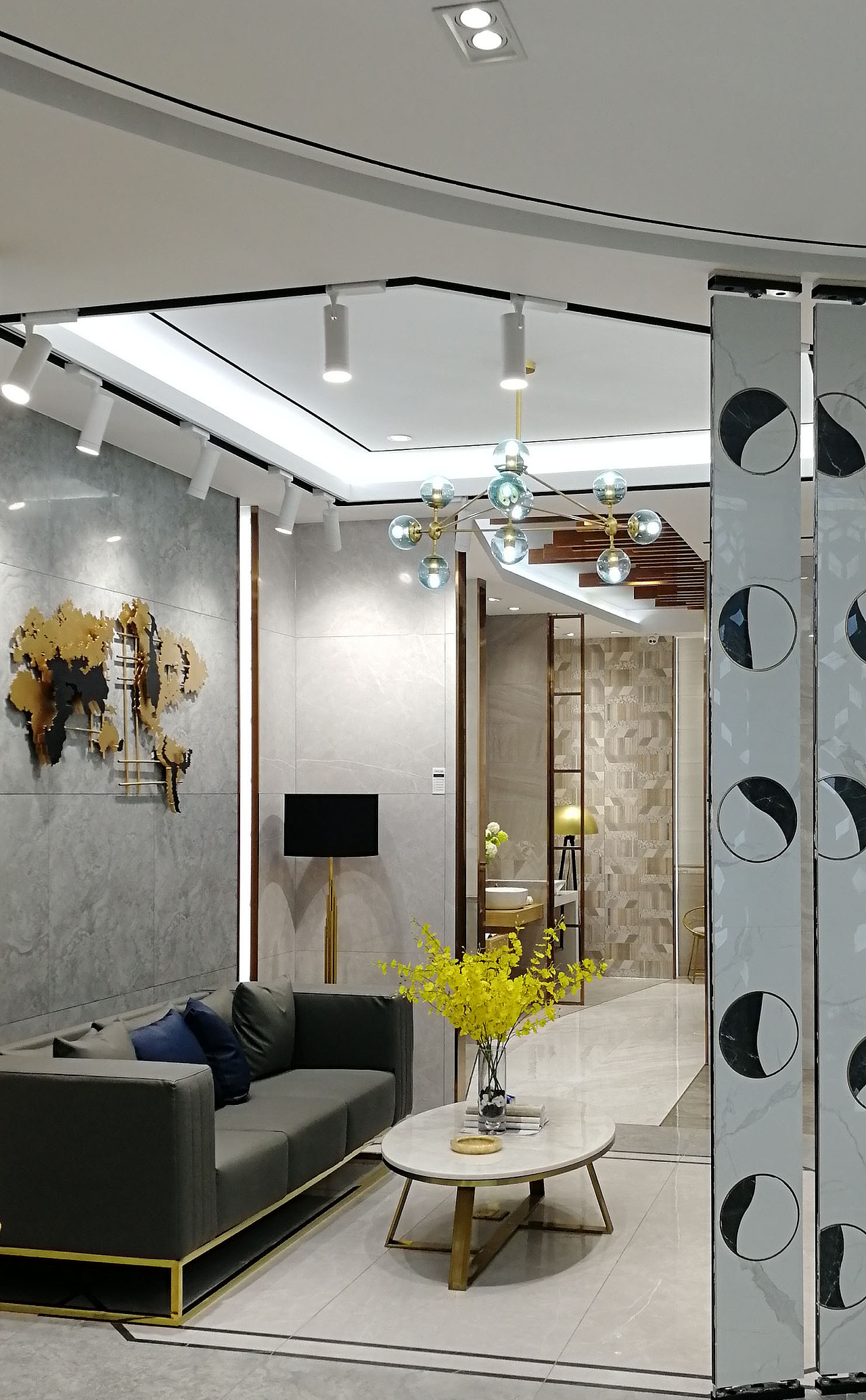 郎玛瓷砖店瓷砖门店实景摄影