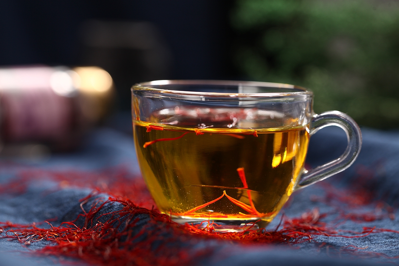 聚真宝堂滋补产品藏红花摄影