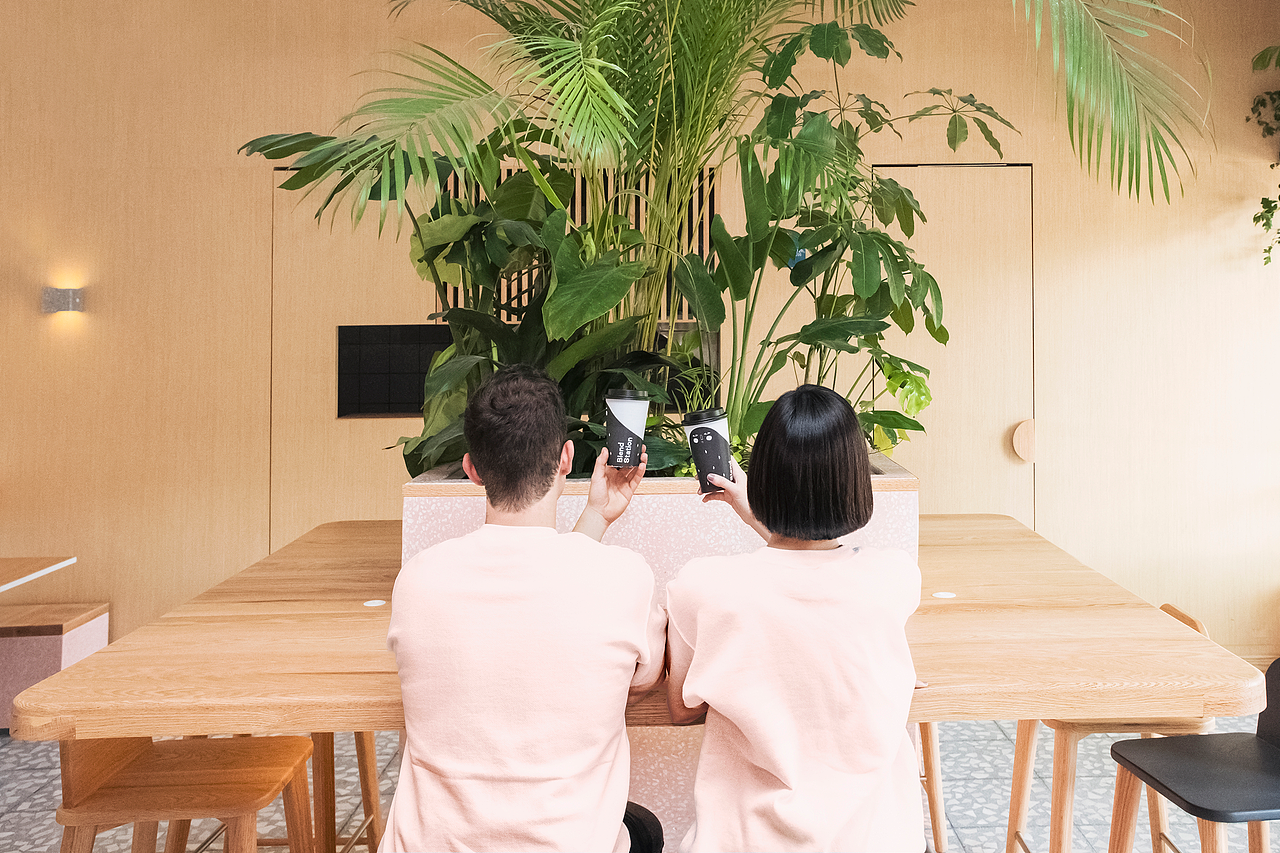 两组咖啡品牌形象设计分享