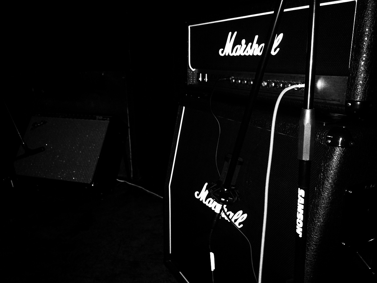 珠海涂鸦 【雾点原创涂鸦】珠海发条橙子livehouse酒吧